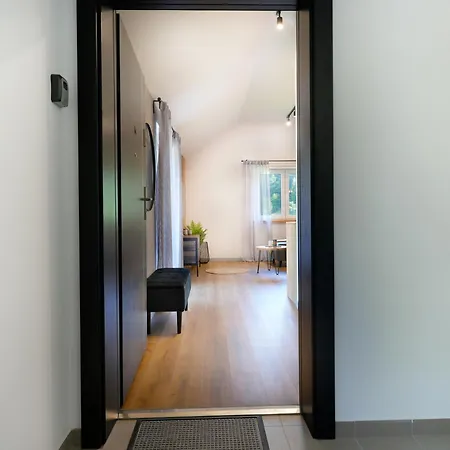 Na Wzgorzu * 쿠도바-즈루이