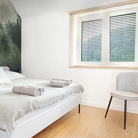 Na Wzgorzu 아파트 쿠도바-즈루이